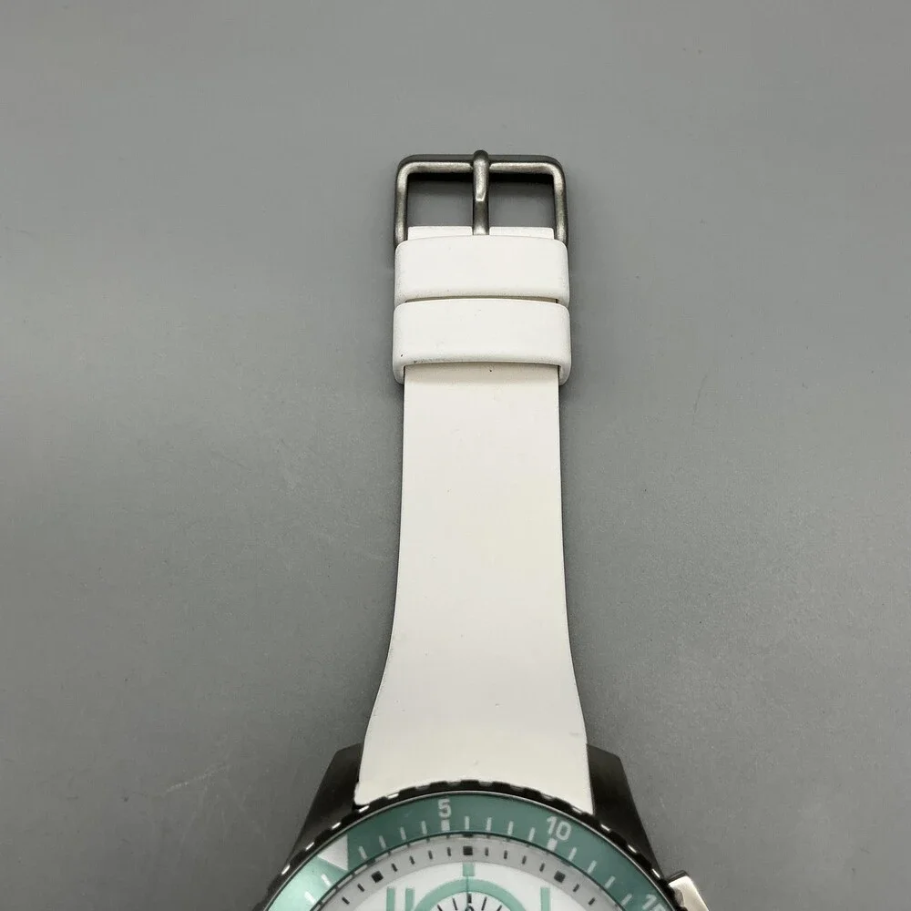 Guess Mens Watch 44mm White Green Dial White Silicone Chronograph New Battery